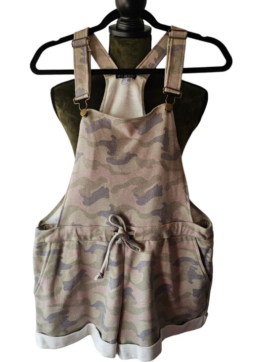 VENUS Pants - Venus Camoflauge Lounge Short Overalls, Size XS